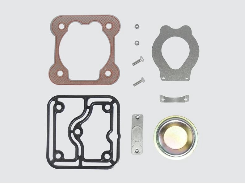 [21220] REPUESTOS (BC) - REPUESTOS LINEA PESADA - PELLACANI - KIT REP TAPA COMPRESOR M BENZ AXOR OM357
